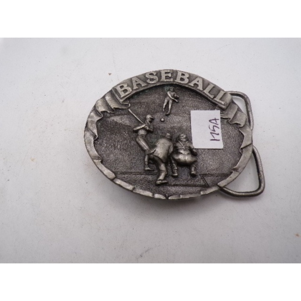 Vintage 1977 Bergamot Brass Works Baseball Belt Buckle Made‎ in USA Pewter Tone